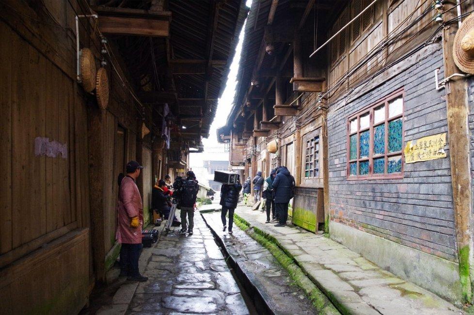 男朋友把我姐姐的微信和电话加入黑名单，该分手吗？游戏画面